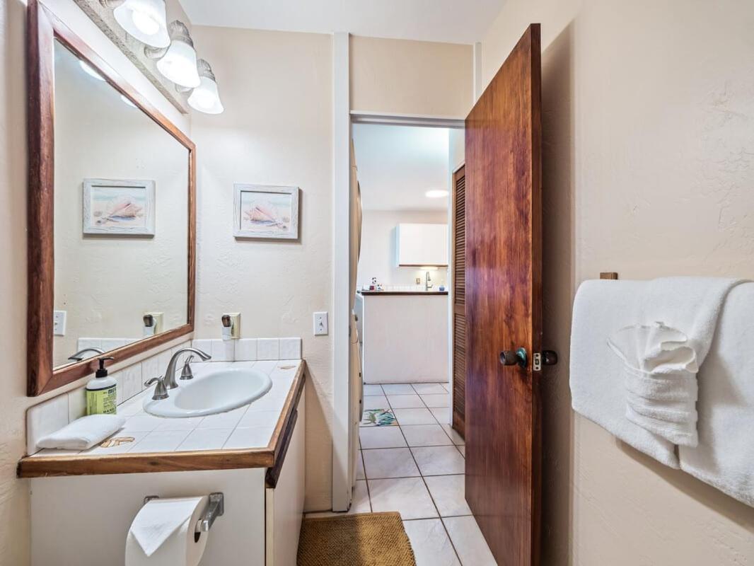 Oceanfront 1 Bedroom 2 Bathroom With Large Lanai - Kona Bali Kai 218 Kailua-Kona Luaran gambar